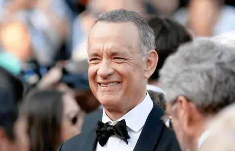 MAJOR “VERBAL BATTLE” RIGHT ON 60 MINUTES (CBS): TOM HANKS SPOKE DIRECTLY TO PAM, SAYING, “IF YOU DON’T EVEN DARE TO READ A SINGLE PAGE, THEN YOU ARE NOT QUALIFIED TO SPEAK ABOUT THE TRUTH. 7 image 193