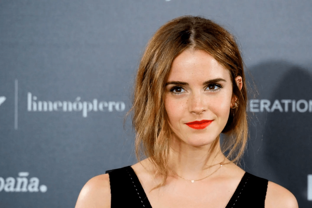 Emma Watson suggested that it’s time we viewed gender as a continuous spectrum, rather than two opposing extremes. J.K. Rowling also left her comment. 3 image 421